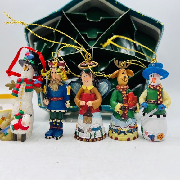 Christmas folk Ornaments. Set of 5 in star shaped box. NIB - Picture 3 of 3